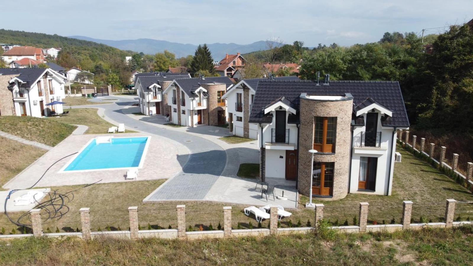 Aparthotel Crown House Vrnjačka Banja Exterior foto